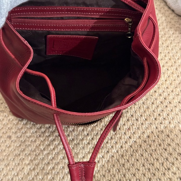 Vintage authentic red leather Coach backpack with gold hardware. - Picture 3 of 9